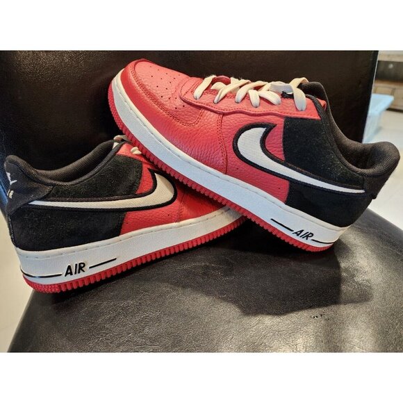Nike Boys Air Force 1 LV8 1 GS Mystic Red/Black-Size 7 Youth Excellent Condition - Picture 12 of 16
